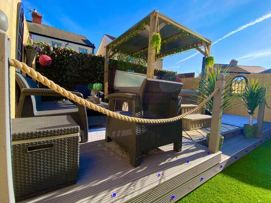 New…The Hottub House Blackpool Pleasure Beach Екстериор снимка