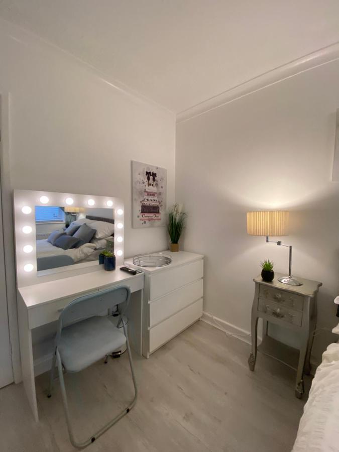 New…The Hottub House Blackpool Pleasure Beach Екстериор снимка