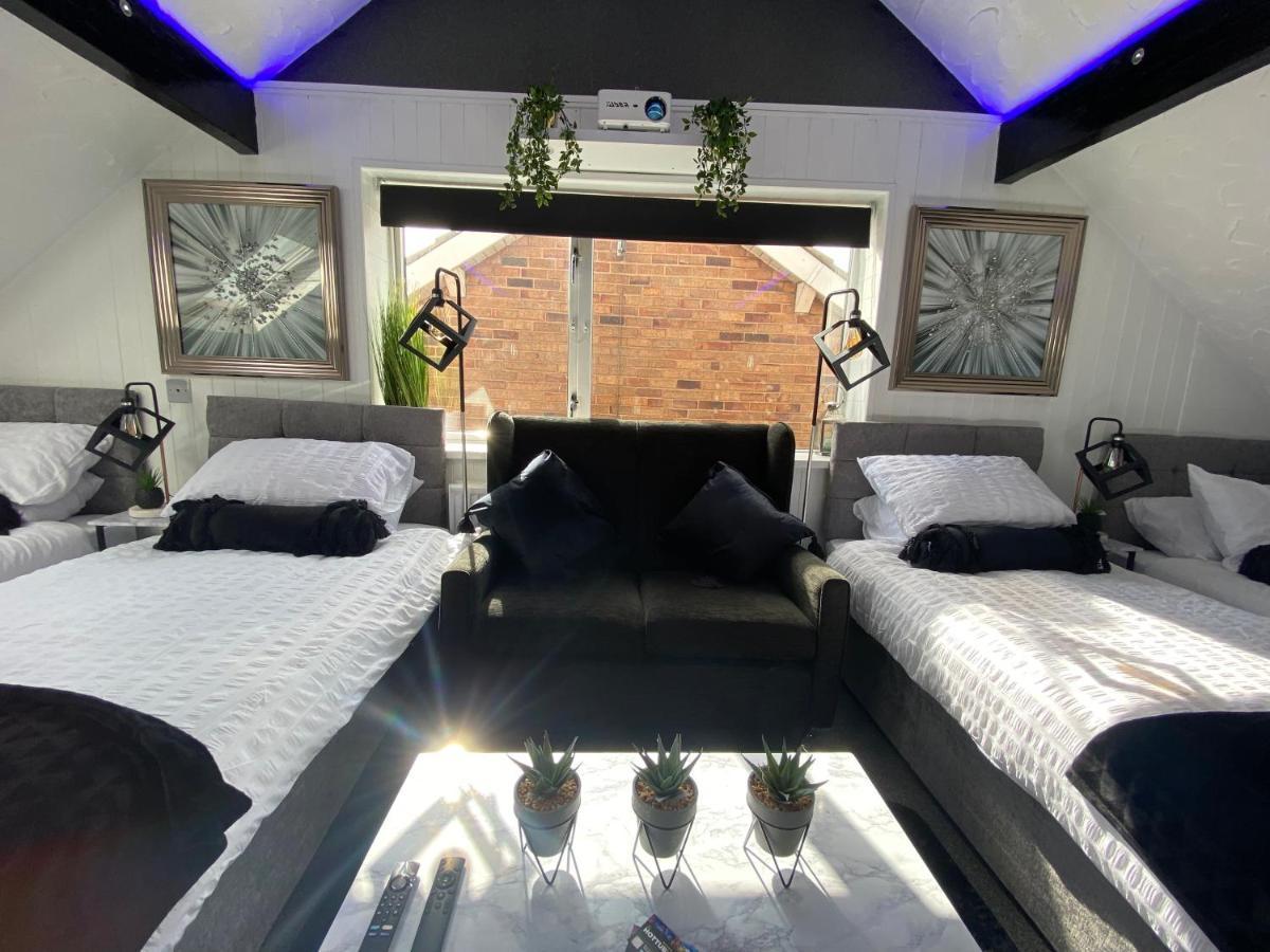 New…The Hottub House Blackpool Pleasure Beach Екстериор снимка