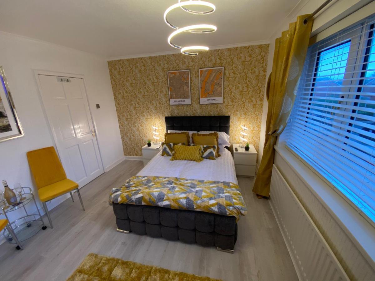 New…The Hottub House Blackpool Pleasure Beach Екстериор снимка