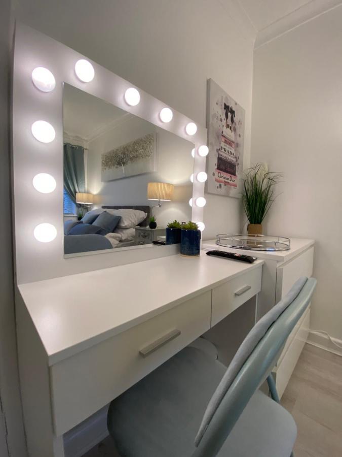 New…The Hottub House Blackpool Pleasure Beach Екстериор снимка