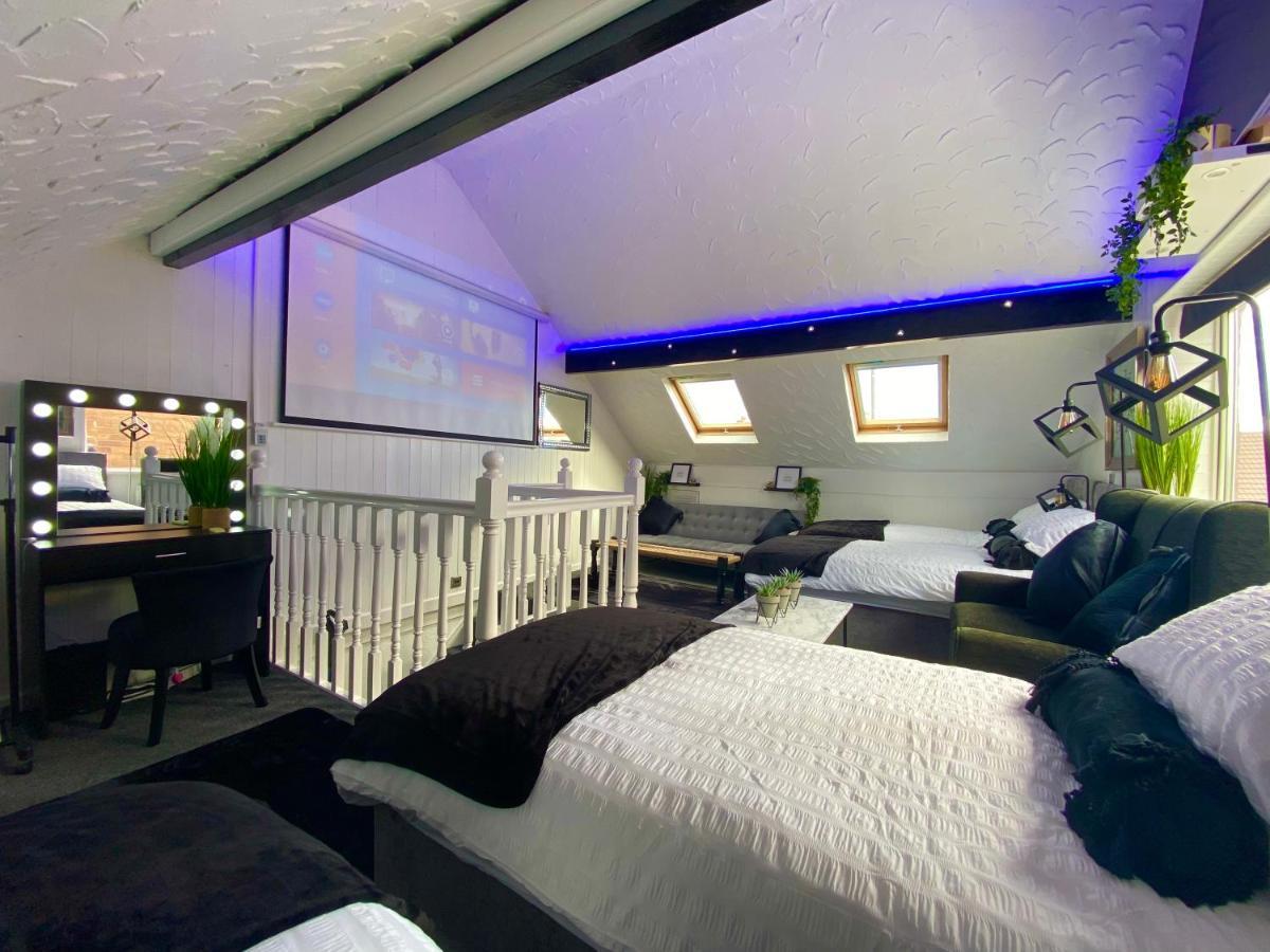 New…The Hottub House Blackpool Pleasure Beach Екстериор снимка
